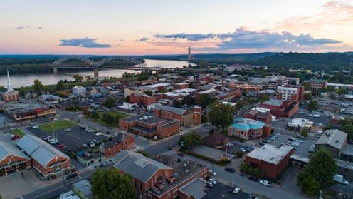 Aerial shot of downtown New Albany, Indiana